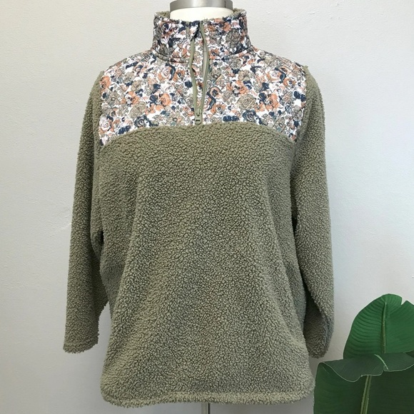 Vera Bradley Sweaters - Vera Bradley Teddy Fleece Pullover - Size 2X